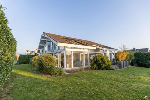 Lich Teure Häuser Hochwertige Design-Villa am Ortsrand Haus kaufen