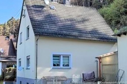 Wetzlar Häuser Einfamilienhaus mit der Möglichkeit einer Einligerwohnung. Haus kaufen