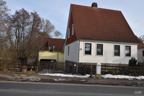 Bad Sachsa Günstiges Haus Sehr gemütliches Einfamilienhaus mit grossem ebenerdigen Grundstück im schönen Bad Sachsa OT Neuhof Haus kaufen