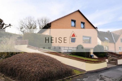 Holzminden Immo 1- bis 2-Familienwohnhaus mit Garage und überdachtem Freisitz Haus kaufen