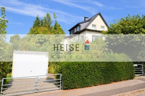Holzminden Hausangebote ** Sofort einziehen und wohlfühlen! ** Modernisiertes 1-Familienwohnhaus mit Garage und viel Charme Haus kaufen
