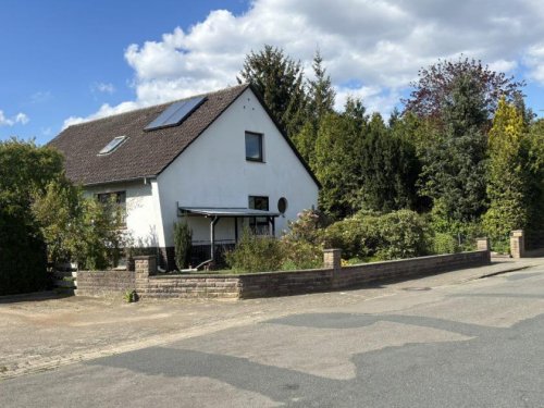 Müden (Aller) Immobilien Einfamilienhaus mit viel Platz und großem Garten in Müden/Aller Haus kaufen