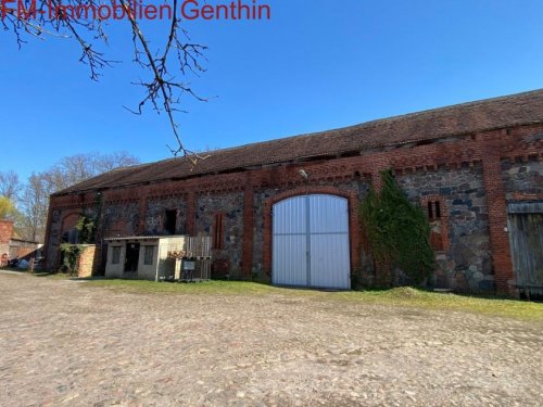 Genthin Gewerbe Angeboten wird eine 450 m² große denkmalgeschützte Scheune mit 2694 m² Grundstück Gewerbe kaufen