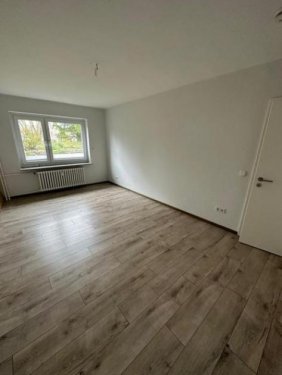 oebisfelde Wohnungen Kleine Wohnung im 1. -ten Stock in Oebisfelde-Weddendorf: Wohnung kaufen