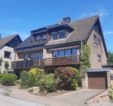 Ratingen Häuser Ihr neues Zuhause in Ratingen-Homberg: Doppelhaushälfte mit Garten und Garage Haus kaufen