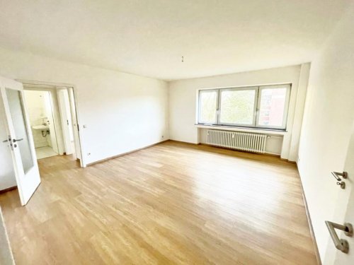 Mönchengladbach Immobilienportal Ihr Einstieg ins Eigenheim: Moderne 4-Zimmer in MG-Hockstein!Ideal für Familien und Kapitalanleger! Wohnung kaufen