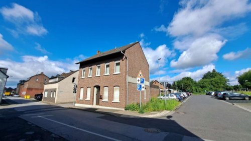 Nettetal 2-Familienhaus Ideal als Kapitalanlage oder als Mehrgenerationenhaus nutzbar! Haus kaufen