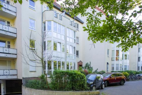 Neuss Immobilien Attraktive Kapitalanlage mit TG-Stellplatz - 
Seit 2017 vermietet - zuverlässige Mieter bleiben! Wohnung kaufen