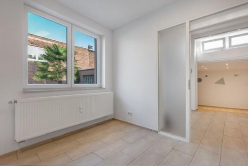 Neuss Wohnung Altbau KAPITALANLAGE oder selbst einziehen -
großzügige 3-Zi-Maisonette-Wohnung mit großer Sonnenterrasse Wohnung kaufen