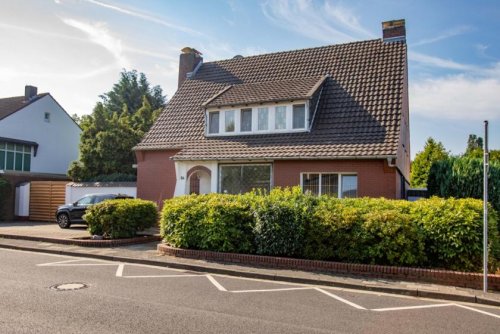 Wegberg Inserate von Häusern ++Wo Familien ankommen und Ideen wachsen ++Großzügiges Einfamilienhaus mit Mehrwert in Rath-Anhoven Haus kaufen
