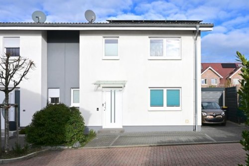 Wülfrath Hundertwassersiedlung am Flehenberg - Junge Doppelhaushälfte mit Fußbodenheizung, Wärmepumpe und PV-Anlage Haus kaufen