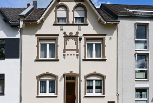 Wülfrath Immobilie kostenlos inserieren Mehrfamilienhaus mit schönem Garten in Wülfrath-Zentrum: Kombination Eigennutzung/Kapitalanlage Haus kaufen