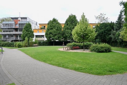 Velbert 2-Zimmer Wohnung Barrierefreie 2 Zimmer: großer Balkon, Einbauküche, Tiefgarage - vermietet Wohnung kaufen