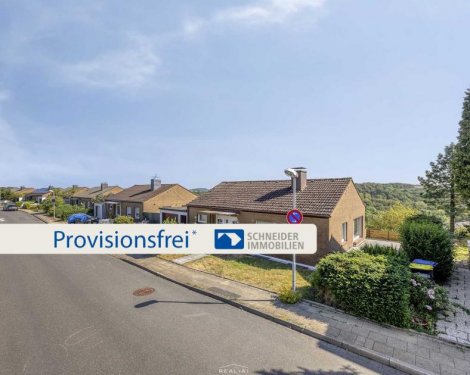 Velbert Immobilien Freistehendes Einfamilienhaus mit traumhafter Weitsicht ins Tal in Velbert-Neviges Haus kaufen