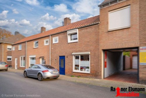 Emmerich am Rhein Günstiges Haus Elten: Reihenmittelhaus zum Auffrischen als Start ins erste Eigenheim Haus kaufen