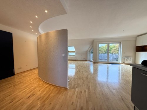 Kleve (Kreis Kleve) 3-Zimmer Wohnung Moderne helle Dachgeschosswohnung mit guter Ausstattung in der Klever Oberstadt inkl. 360-Grad-Tour Wohnung kaufen