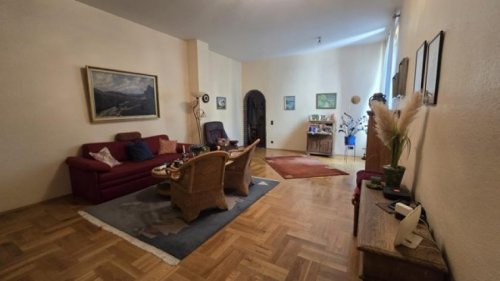 Krefeld Wohnungen 157m2 große Charmante Eigentumswohnung mit Dachterrasse in bester Lage von Krefeld – Westwall Wohnung kaufen