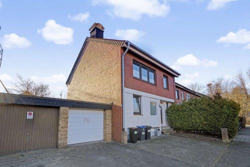 Münster Immobilien 9 % Brutto-Rendite in Münster-Mecklenbeck - Pension mit sanierten Apartments + Renditepotenzial Haus kaufen
