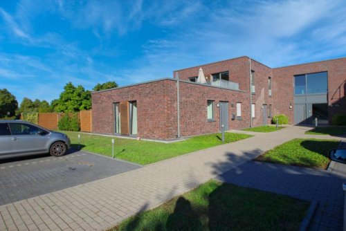 Hoogstede Immobilien Moderne energieeffiziente EG-Wohnung mit Garten und Stellplatz Wohnung kaufen