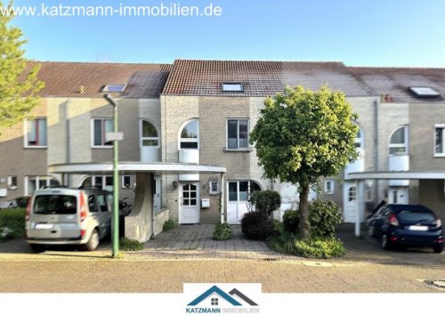 Hürth Suche Immobilie Reihenhaus mit 2 Terrassen u. Carport, 5 Fußminuten vom Hürth Park entfernt zu verkaufen Haus kaufen