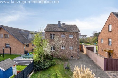 Erftstadt Häuser Freistehendes Einfamilienhaus mit großem Garten zu verkaufen Haus kaufen