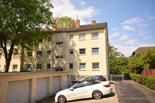 Köln Wohnungen Wohnen in Rheinnähe: Gut geschnittene 3-Zimmer-Wohnung mit Balkon in Zündorf Wohnung kaufen