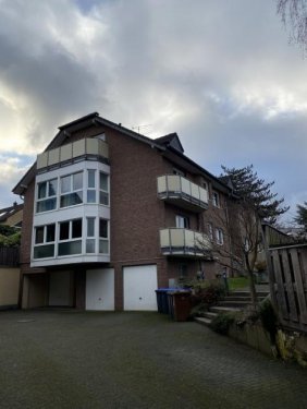 Bergisch Gladbach helle 4 Zimmer Wohnung mit Garage, 2 Balkonen in Waldnähe Wohnung kaufen