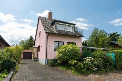 Bonn Günstiges Haus Freistehendes Familienhaus am Landschaftsschutzgebiet – Ruhe, Natur & Potenzial Haus kaufen