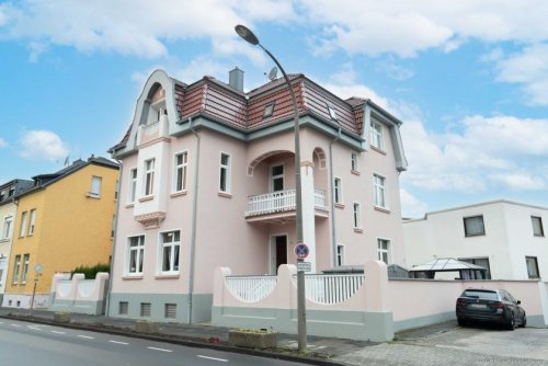 Rheinbach Immo Sanierte Stadtvilla mit Charakter – Ein besonderes Haus mit vielen Möglichkeiten Haus kaufen
