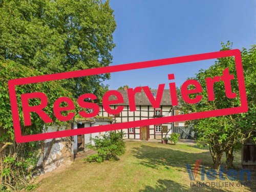 Zülpich Häuser Großes Grundstück mit denkmalgeschütztem Fachwerkhaus möchte wieder zum Leben erweckt werden! Haus kaufen