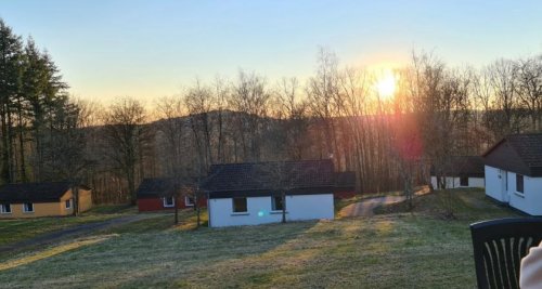 Saarburg Immobilien Super Renditeobjekt, schöne renovierte Ferienhäuser im Ferienpark Landal Warsberg Saarburg Haus kaufen