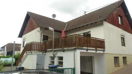 Wiltingen Immobilien Großes Einfamilienhaus in ruhiger, gepflegter Wohnlage, mit schönem Garten und großem Balkon Haus kaufen