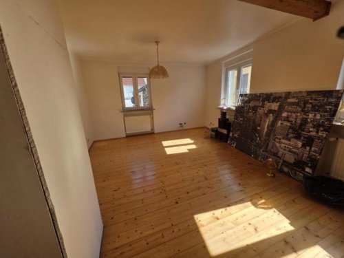 Langenlonsheim Hausangebote ObjNr:B-19717 - Teilsaniertes Bauernhaus mit weiterem Ausbaupotenzial Haus kaufen