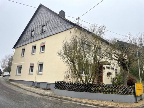Lindenschied Immobilien Wohnhaus (eheml. Bauernhof) mit sehr viel Platz / Lager / Hallen auch für Handwerker geeignet Haus kaufen