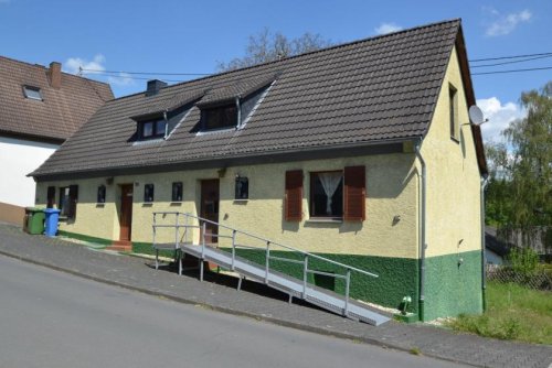 Puderbach 2-Familienhaus Handwerker aufgepasst: Sanierungsbedürftiges Ein- bis Zweifamilienhaus Haus kaufen