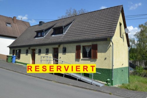 Puderbach Haus Handwerker willkommen: Sanierungsbedürftiges Ein- bis Zweifamilienhaus (Doppelhaus) Haus kaufen