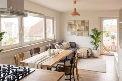 Frankfurt am Main Immobilien Charmante 2-Zimmer-Wohnung in Frankfurt-Bornheim – 5. Obergeschoss, Aufzug, Balkon & Ausblick Wohnung kaufen