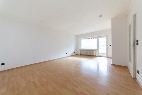 Rodgau Wohnungen DIETZ: Provisionsfreie 4 Zi. ETW im 5. OG mit Aufzug, Loggia, Keller, eigener Garage! SOFORT FREI! Wohnung kaufen