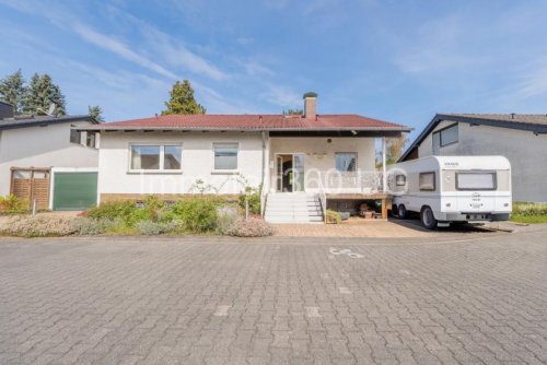 Rodgau Haus Viel Platz für neue Ideen: Großzügiges Familienhaus mit Gartenidylle in Rodgau Haus kaufen