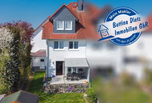 Rödermark Immo DIETZ: Doppelhaushälfte für die größere Familie im einzugsbereiten top gepflegten Zustand! Garten, Terrasse und 2 Haus