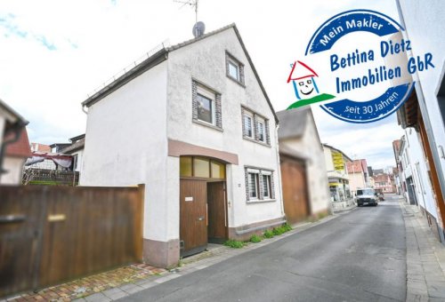 Großostheim Immobilien Einfamilienhaus mit Terrasse und Hofbereich in Großostheim! Haus kaufen