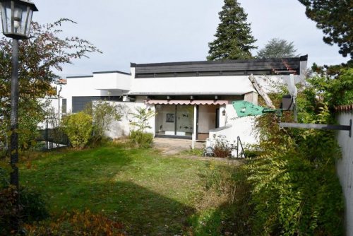 Darmstadt Hausangebote **RESERVIERT** Charmanter Bungalow in ruhiger waldrandnaher Wohnlage von Darmstadt-Kranichstein Haus kaufen