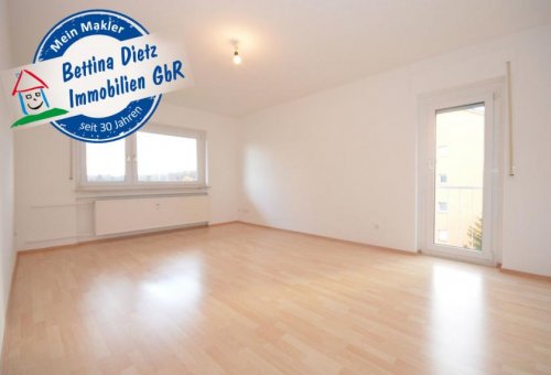 Dieburg 2-Zimmer Wohnung Gepflegte 2-Zimmerwohnung im 3. OG mit EBK, Kellerraum und KFZ-Stellplatz in Dieburg! Wohnung kaufen
