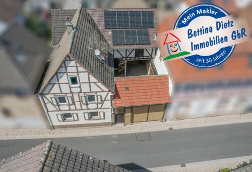 Schaafheim Immobilien Inserate DIETZ: Modernisiertes Fachwerkhaus mit Nebengebäude - PV mit Speicher - in Schaafheim OT Mosbach! Haus kaufen