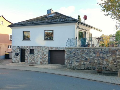 Schlangenbad Immobilien EFH-Highlight mit Charme und Potenzial in Schlangenbad-Bärstadt – schöner Garten und Garage, Haus kaufen