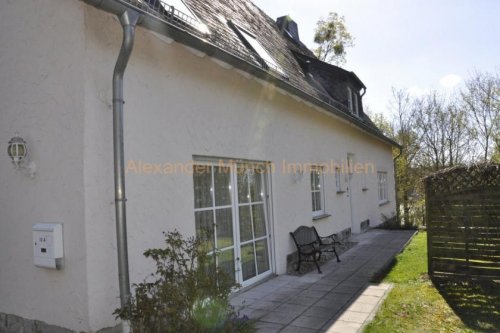 Idstein Immo Großzügiges 8-Zimmer-Einfamilienhaus mit Lagegrundstück in Idstein-Stadt! Haus kaufen