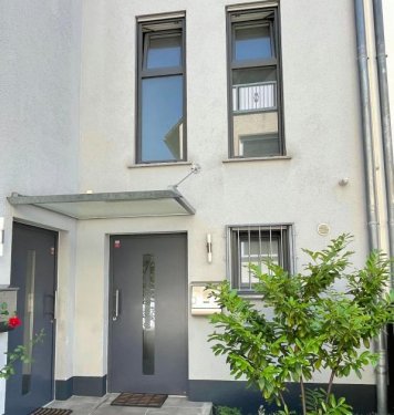 Hofheim am Taunus Immobilien Wohnen in bester Lage Hofheims! Haus kaufen