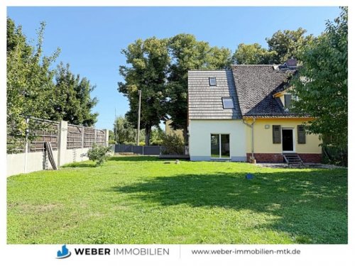 Hattersheim am Main Inserate von Häusern ZWEI Doppelhaushälften auf RIESIGEM SONNEN-Grundstück in ZENTRALER Lage Haus kaufen