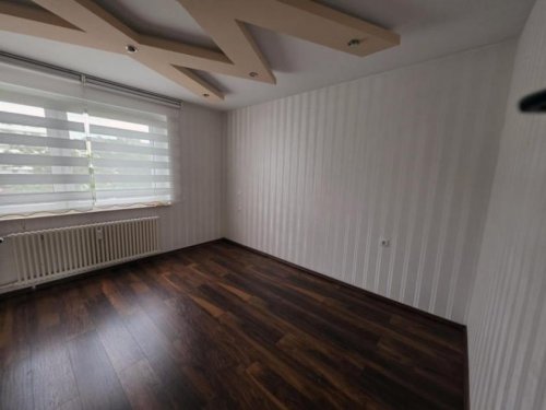 Ludwigshafen am Rhein Terrassenwohnung ObjNr:19751 - Sanierte 3 Zimmer Eigentumswohnung mit 2 Balkonen in ruhiger Lage Wohnung kaufen