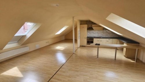 Beindersheim Wohnungen ObjNr:16134 - PROVISIONSFREI ---- freie Traum-ETW 3-Fam Haus; großer Wohnbereich mit Küche, Stellplatz und Garten Wohnung